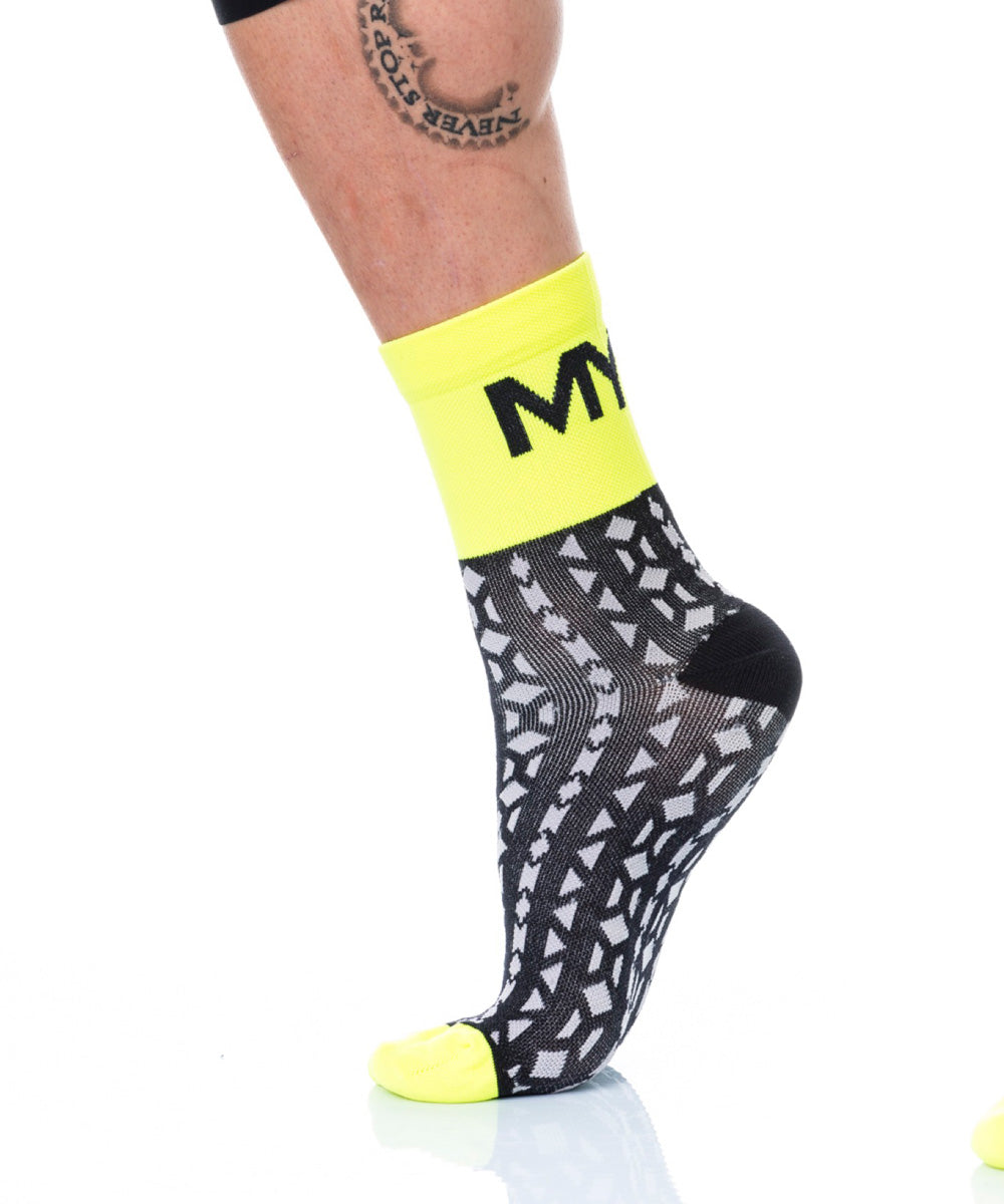 P4 Socks